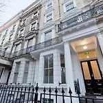 Flat 4, Cromwell Road 1 Bedroom Apartment With Balcony